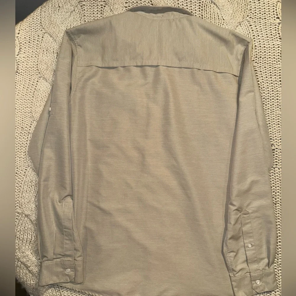Mountain Hardwear Mens Long Sleeve Button Down Shirt Large